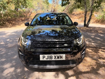 Used Land Rover Discovery Sport 2018 for sale - 79484782: Photo