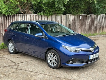Used Toyota Auris 2016 for sale - 79362029: Photo