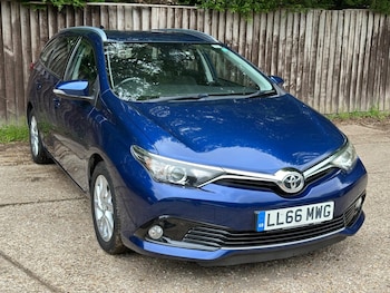 Used Toyota Auris 2016 for sale - 79362029: Photo