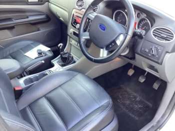 Used Ford Focus 2010 for sale - 73894907: Photo