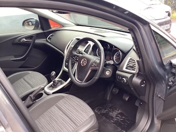 Used Vauxhall Astra 2015 for sale - 75731241: Photo