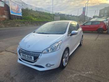 Used Peugeot 208 2015 for sale - 74484332: Photo
