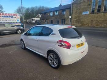 Used Peugeot 208 2015 for sale - 74484332: Photo