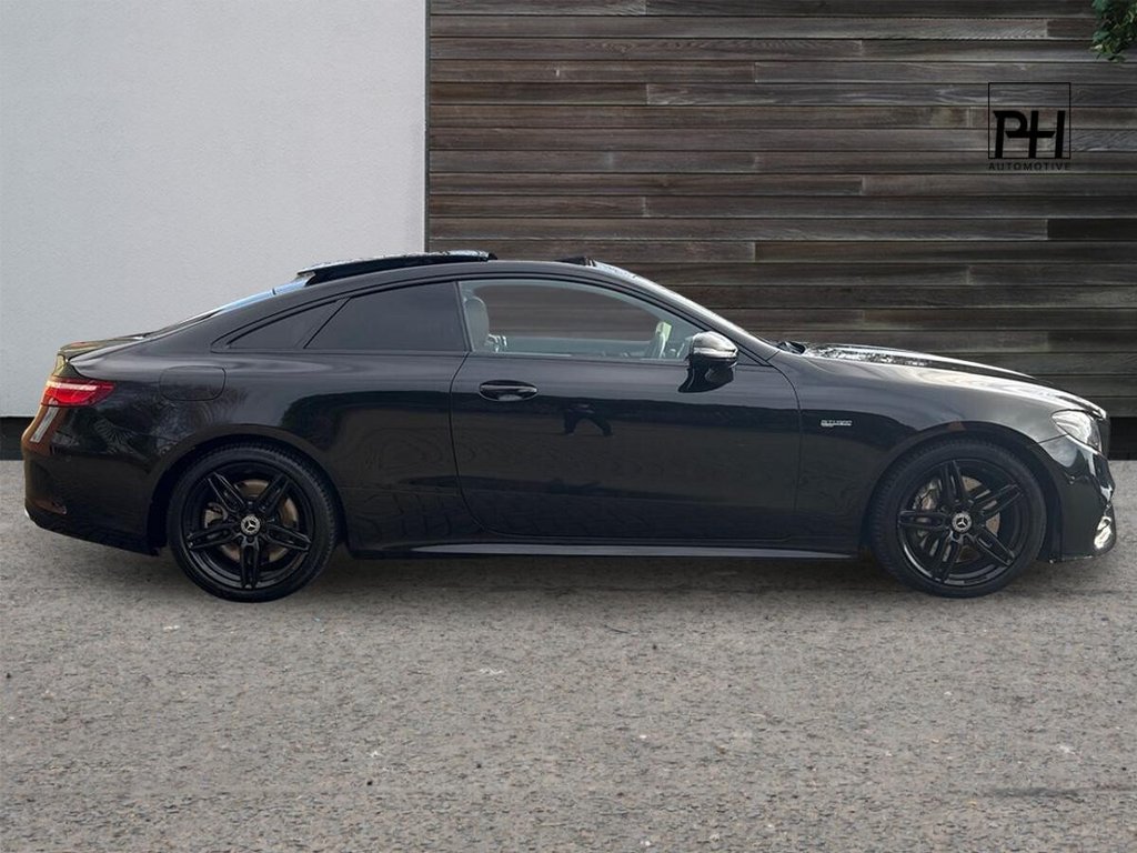 Used Mercedes-Benz E Class 2017 for sale - 76900550: Photo 5