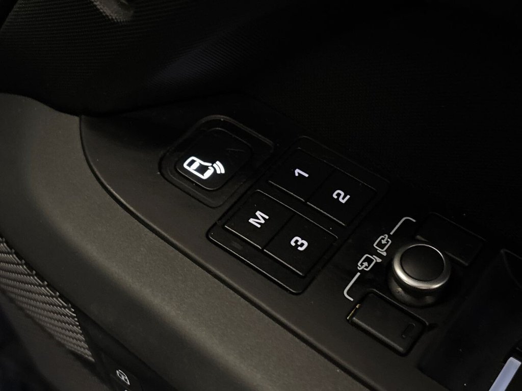 Used Land Rover Defender 2022 for sale - 78110405: Photo 43