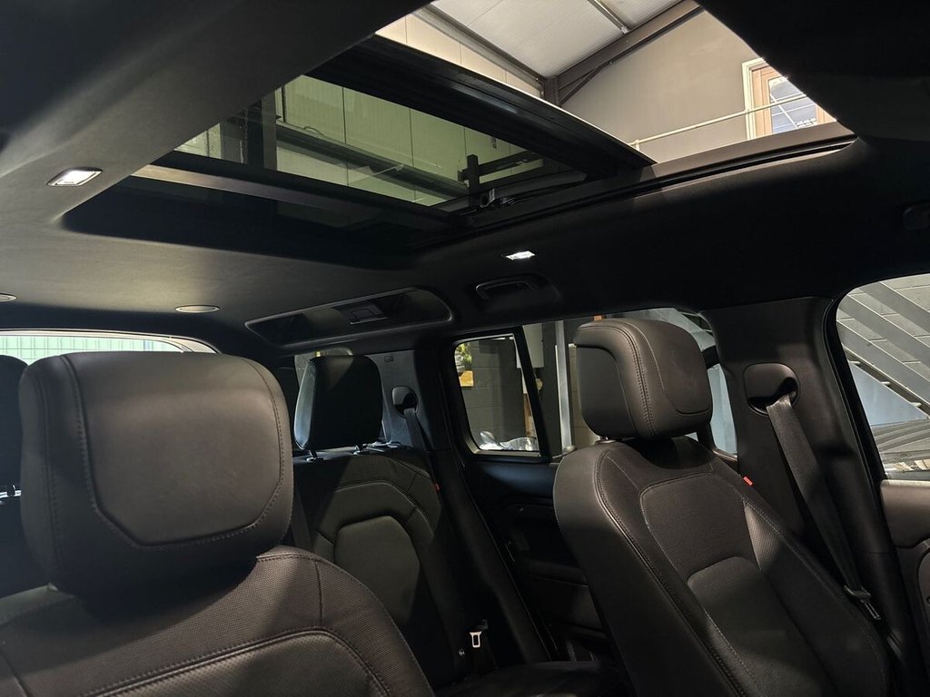 Used Land Rover Defender 2022 for sale - 78110405: Photo 47