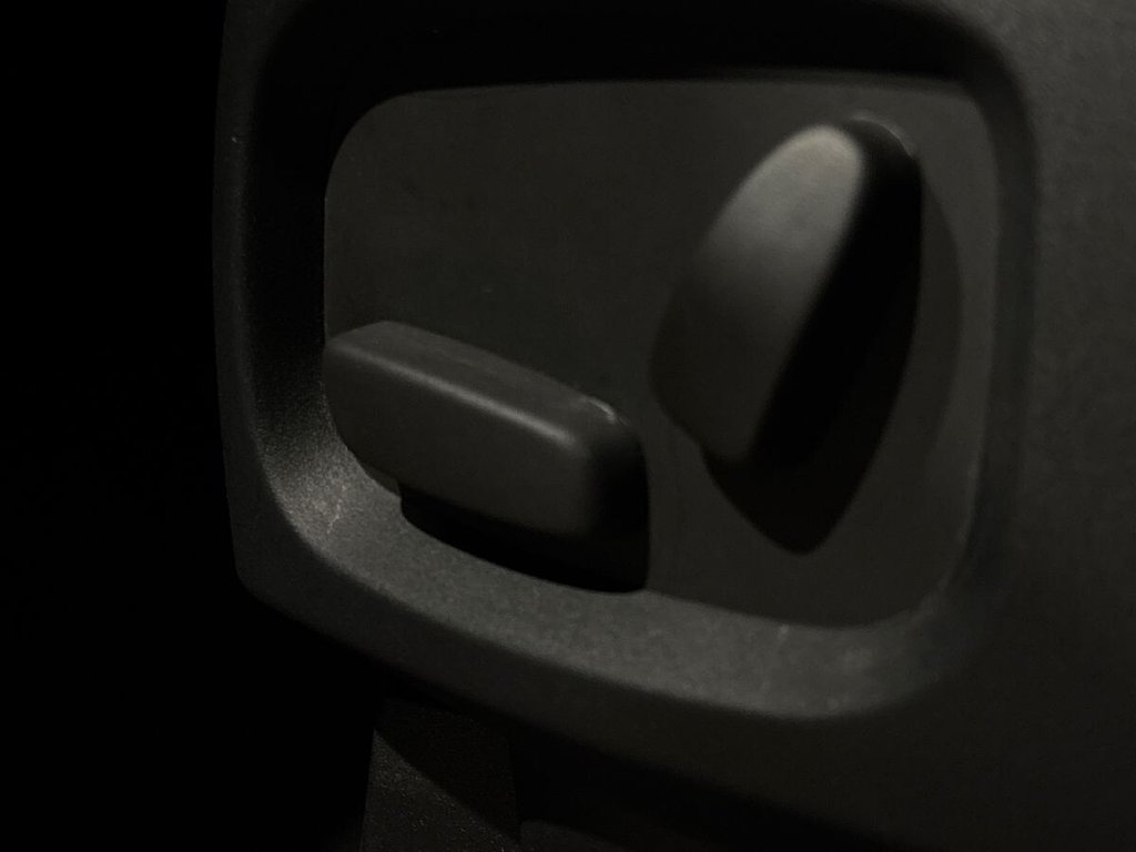 Used Land Rover Discovery 2015 for sale - 77110726: Photo 32