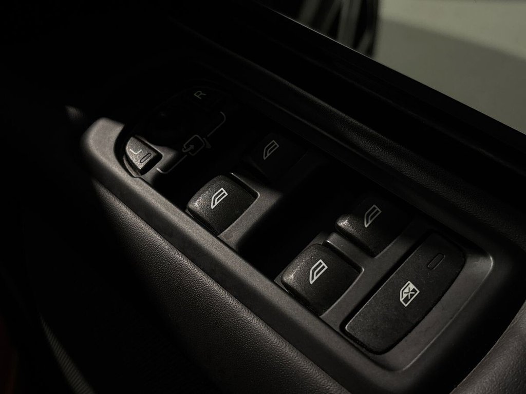 Used Land Rover Discovery 2015 for sale - 77110726: Photo 45