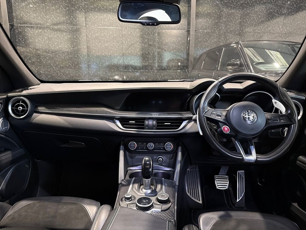 Used Alfa Romeo Stelvio 2018 for sale - 77850288: Photo 13