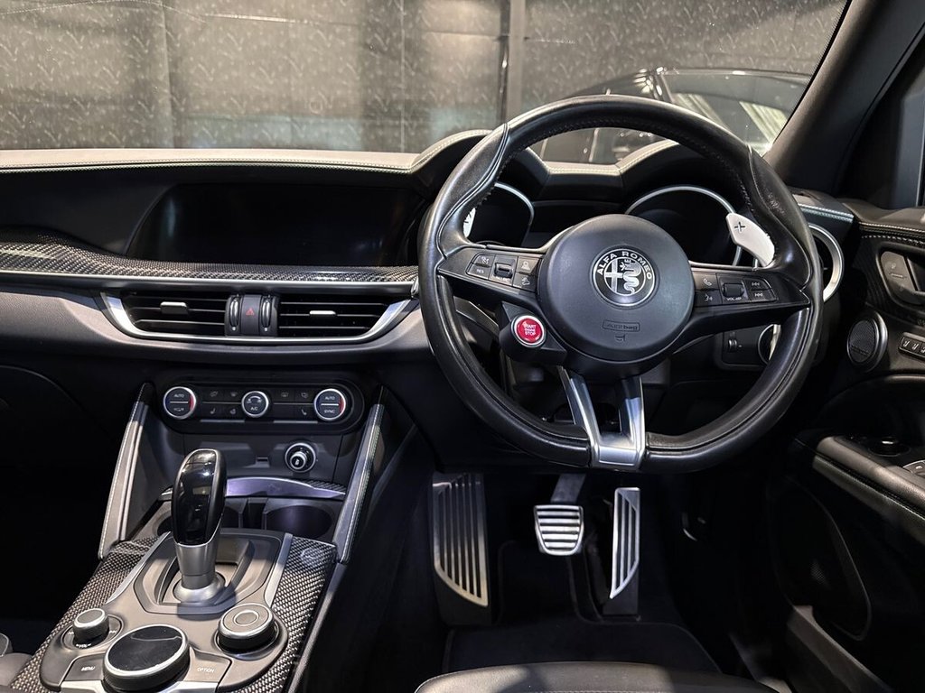 Used Alfa Romeo Stelvio 2018 for sale - 77850288: Photo 15