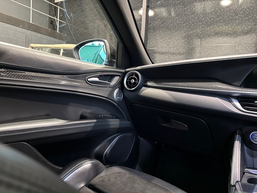 Used Alfa Romeo Stelvio 2018 for sale - 77850288: Photo 34