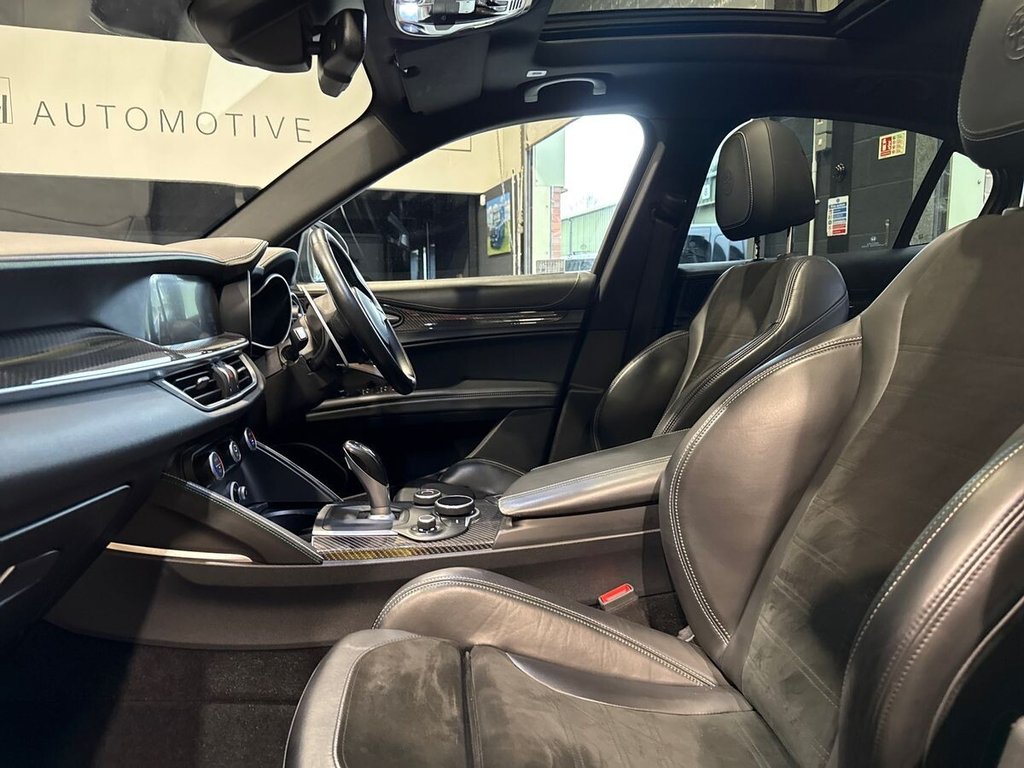 Used Alfa Romeo Stelvio 2018 for sale - 77850288: Photo 49