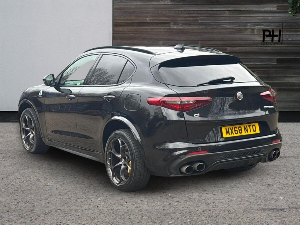 Used Alfa Romeo Stelvio 2018 for sale - 77850288: Photo 7