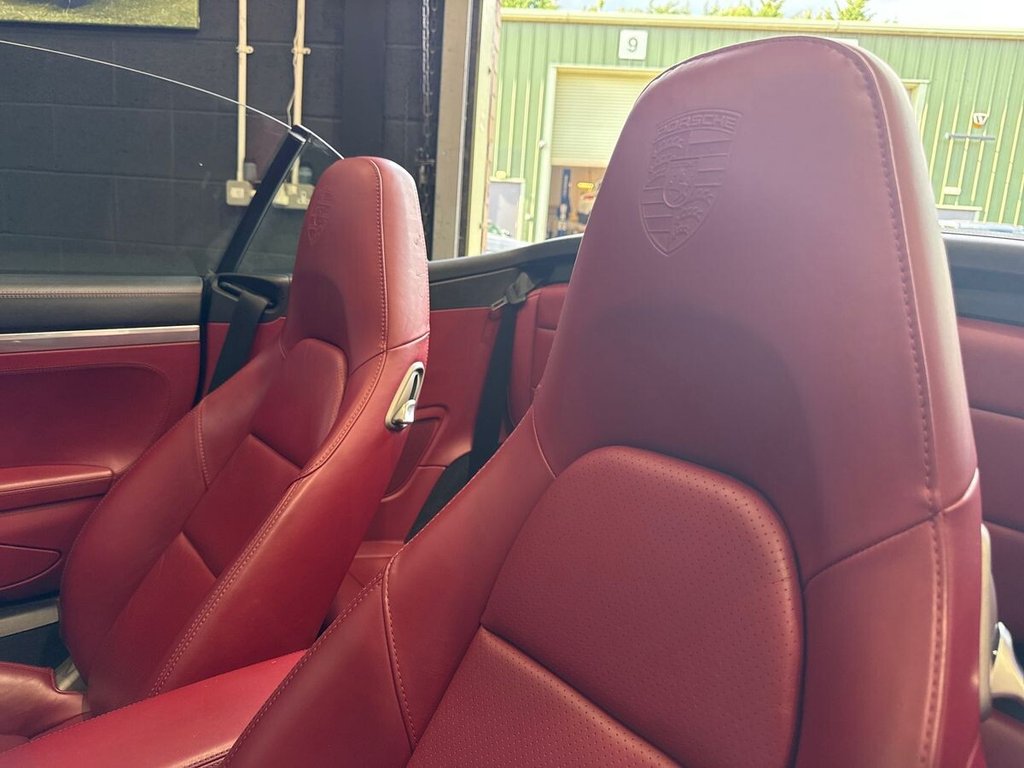 Used Porsche 911 2016 for sale - 75752522: Photo 18