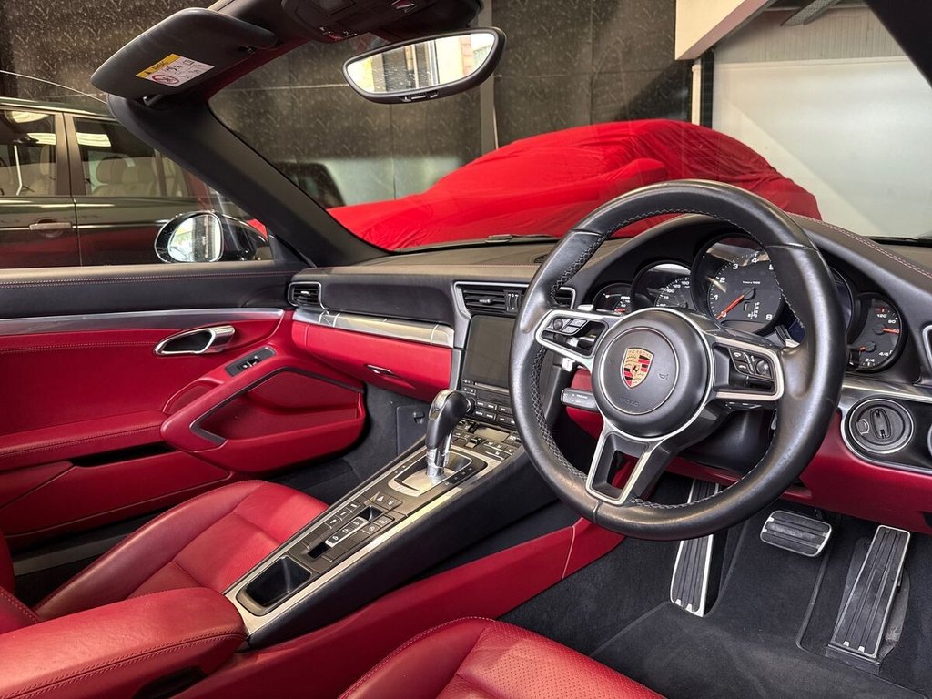 Used Porsche 911 2016 for sale - 75752522: Photo 2