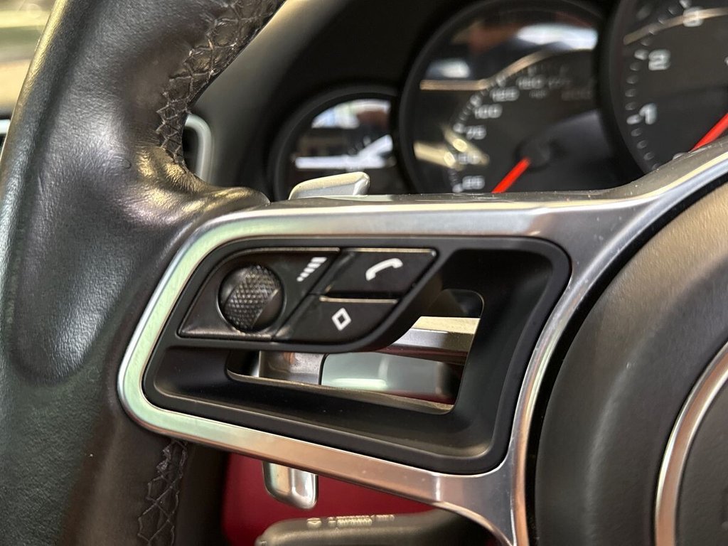 Used Porsche 911 2016 for sale - 75752522: Photo 46