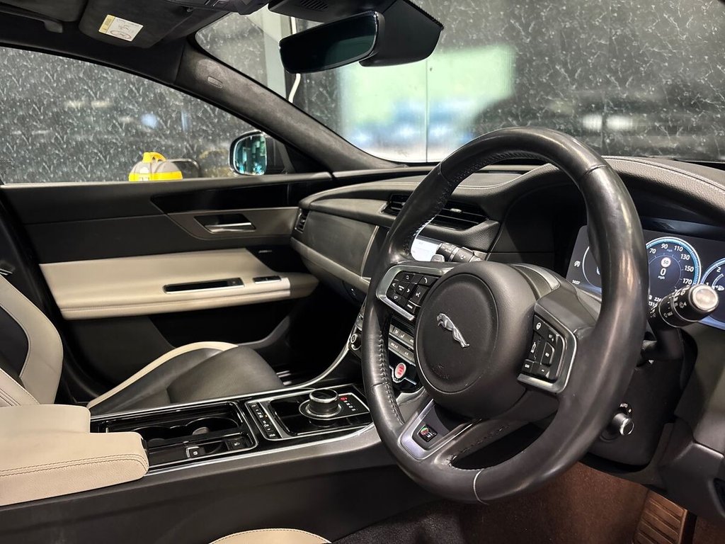 Used Jaguar XF 2019 for sale - 78110964: Photo 2