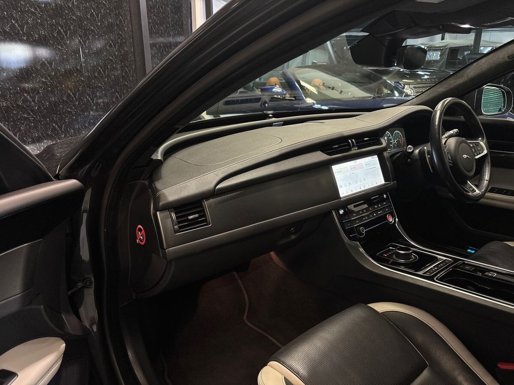 Used Jaguar XF 2019 for sale - 78110964: Photo 44