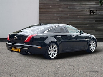 Used Jaguar XJ 2016 for sale - 75692827: Photo