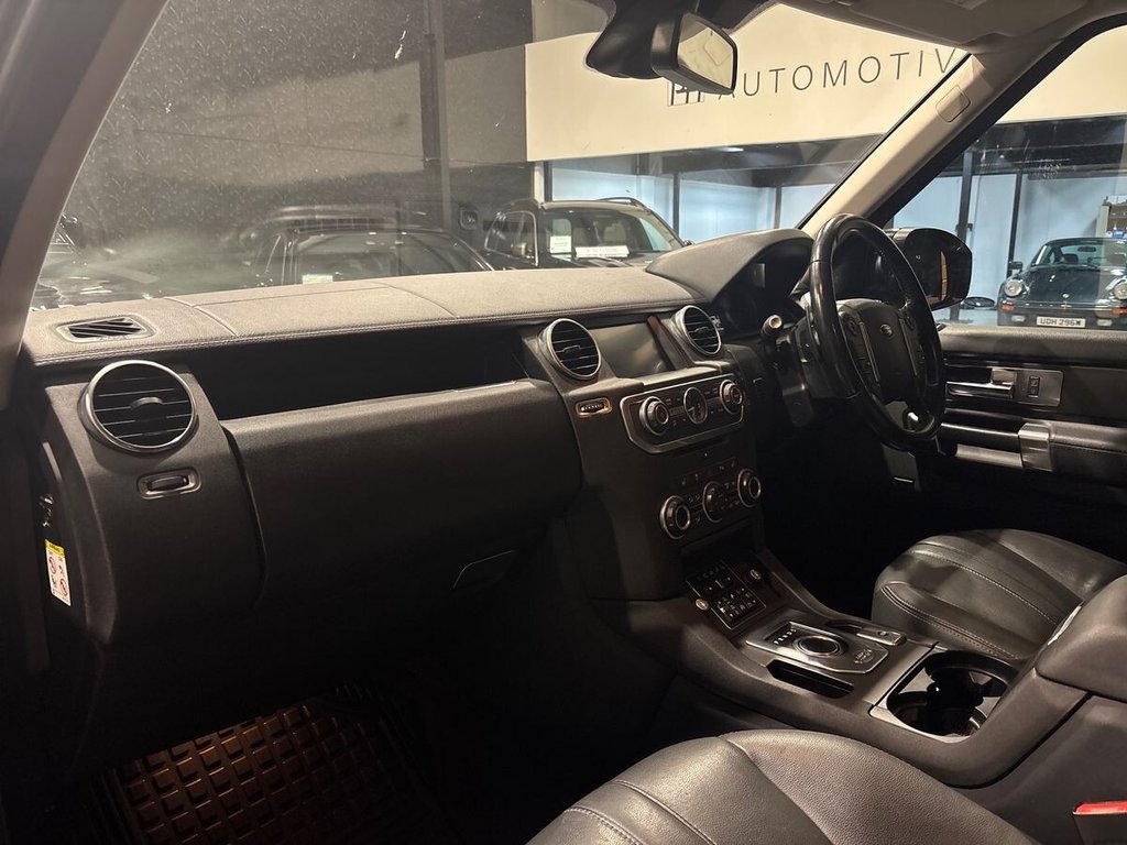 Used Land Rover Discovery 2016 for sale - 76582176: Photo 11