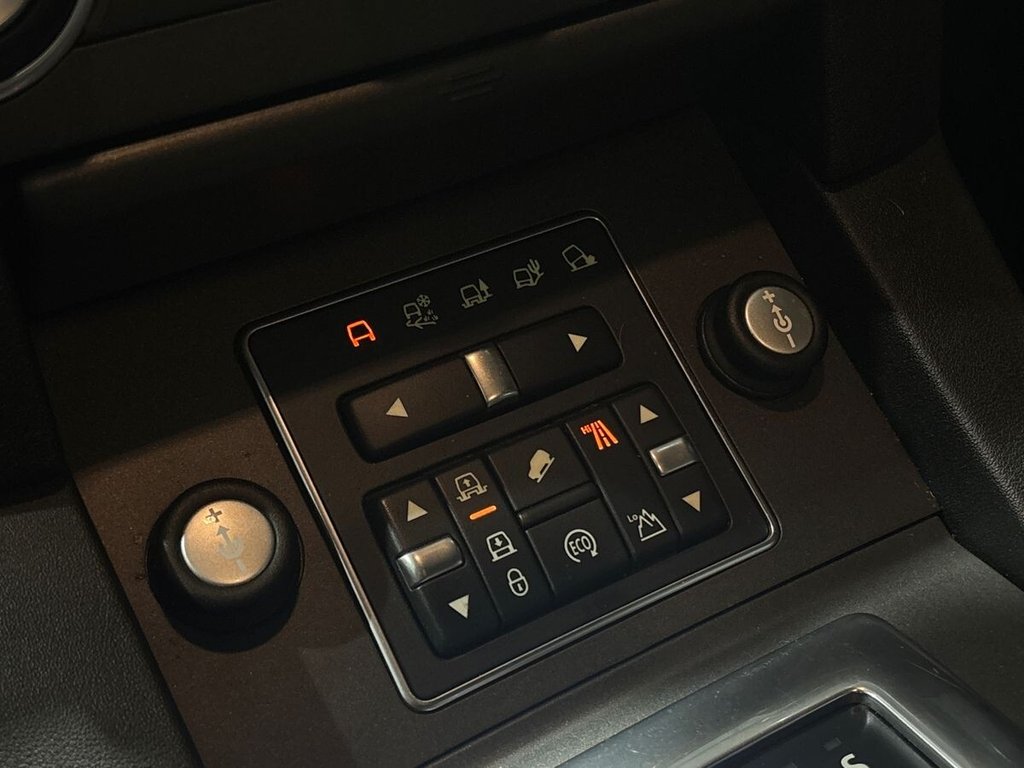 Used Land Rover Discovery 2016 for sale - 76582176: Photo 30