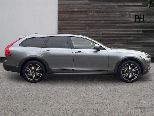 Used Volvo V90 2020 for sale - 76313063: Photo 5