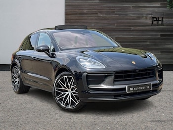 Used Porsche Macan 2023 for sale - 79288375: Photo