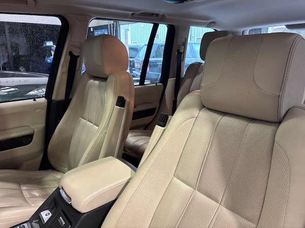 Used Land Rover Range Rover 2010 for sale - 75776913: Photo 17
