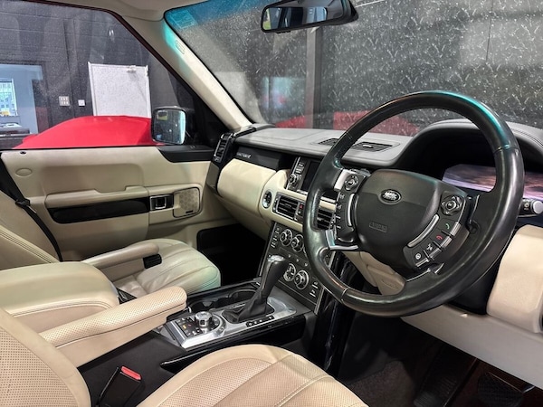 Used Land Rover Range Rover 2010 for sale - 75776913: Photo 2