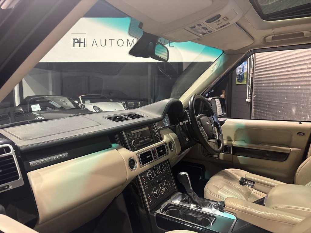 Used Land Rover Range Rover 2011 for sale - 77263352: Photo 11