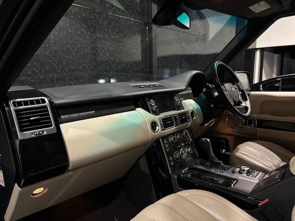 Used Land Rover Range Rover 2010 for sale - 76235408: Photo 11