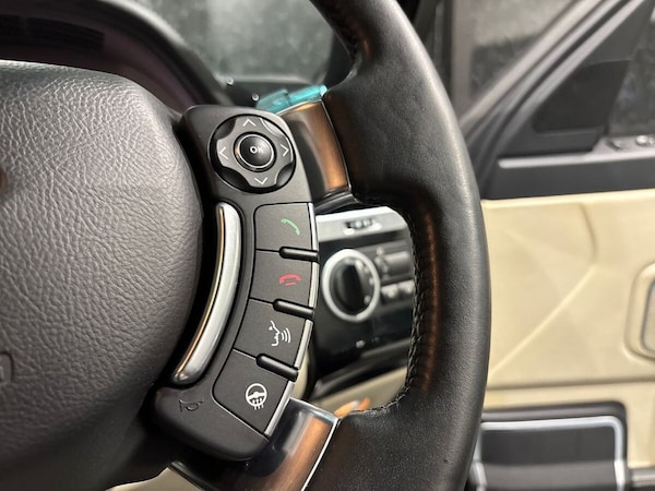 Used Land Rover Range Rover 2010 for sale - 76235408: Photo 50