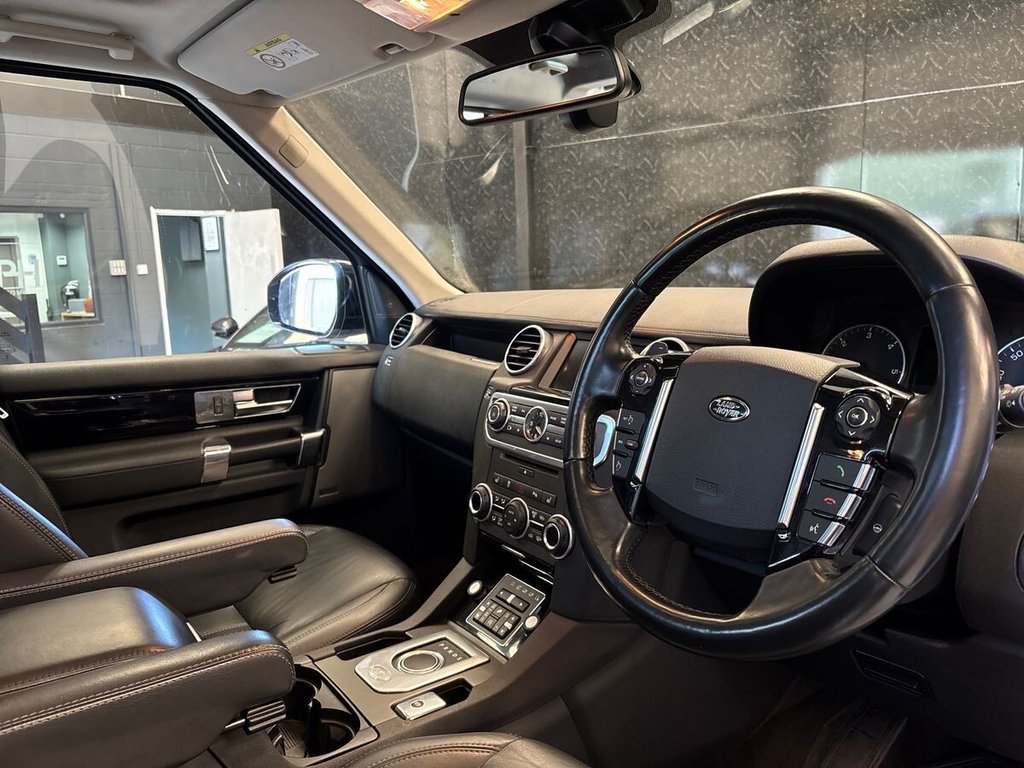 Used Land Rover Discovery 2014 for sale - 76322913: Photo 2