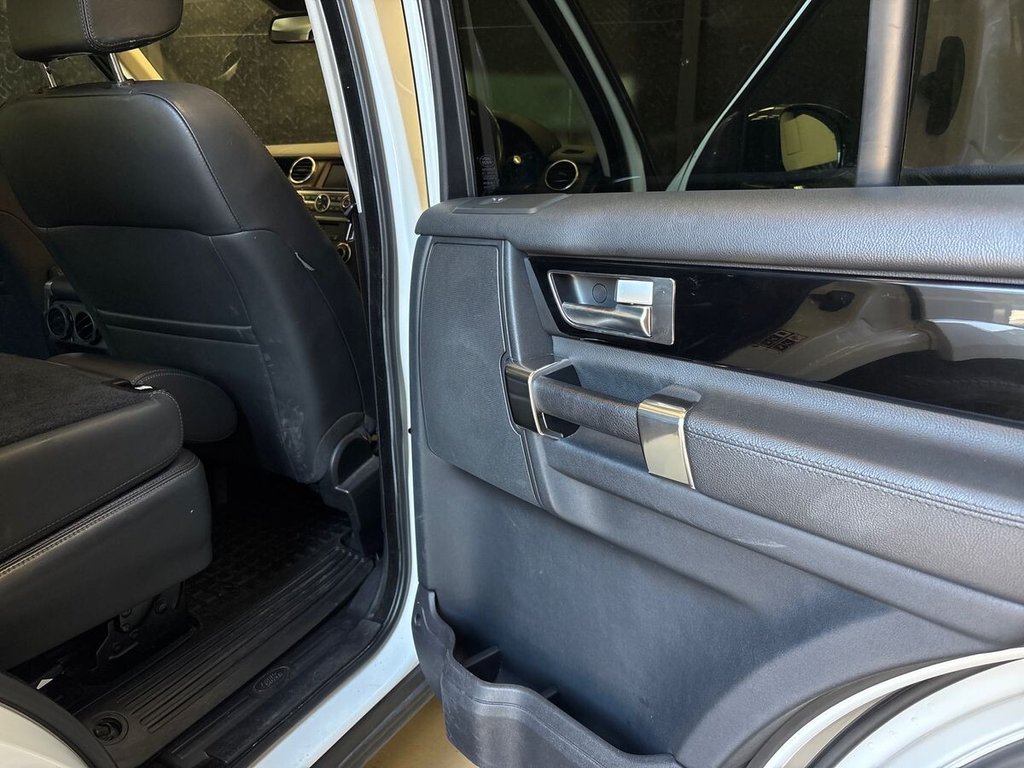 Used Land Rover Discovery 2014 for sale - 76322913: Photo 32