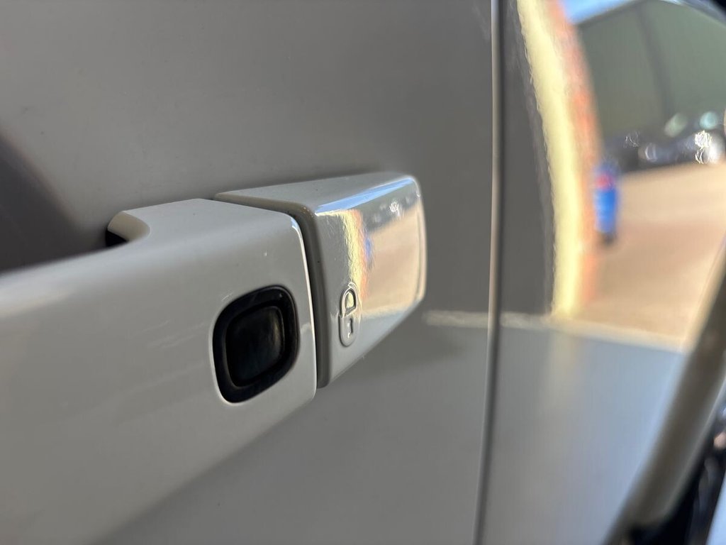 Used Land Rover Discovery 2014 for sale - 76322913: Photo 43