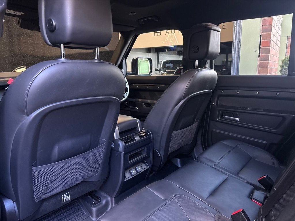 Used Land Rover Defender 2023 for sale - 78110142: Photo 25