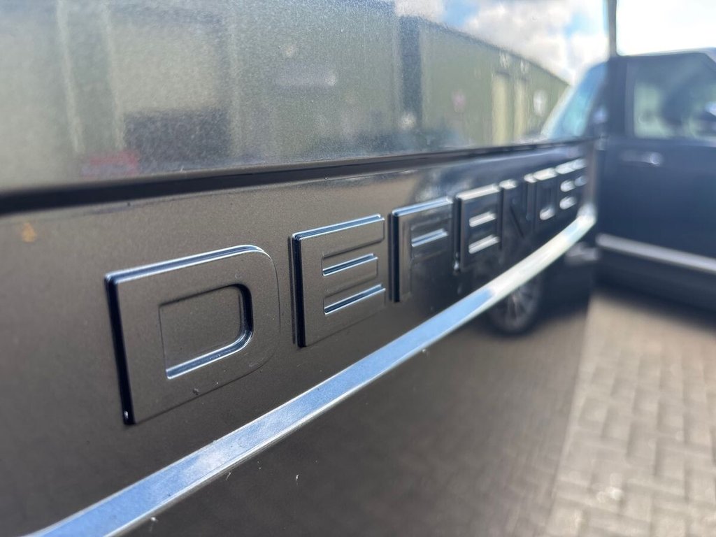 Used Land Rover Defender 2023 for sale - 78110142: Photo 27