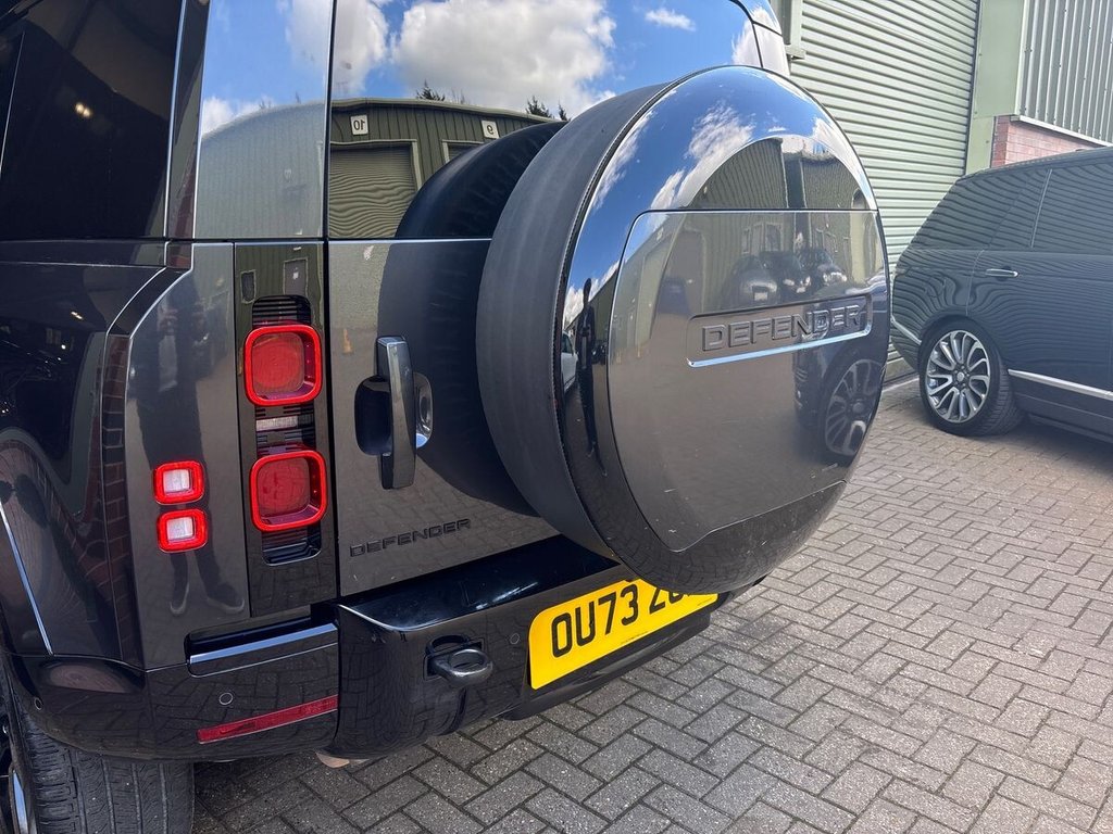 Used Land Rover Defender 2023 for sale - 78110142: Photo 28