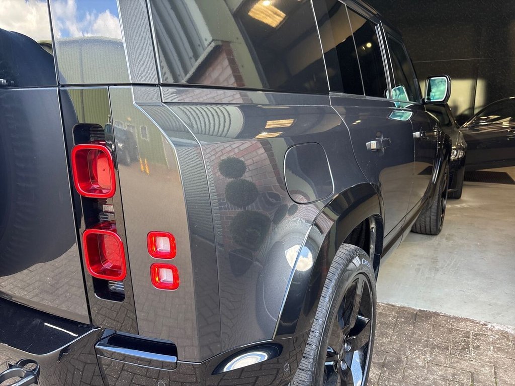 Used Land Rover Defender 2023 for sale - 78110142: Photo 30