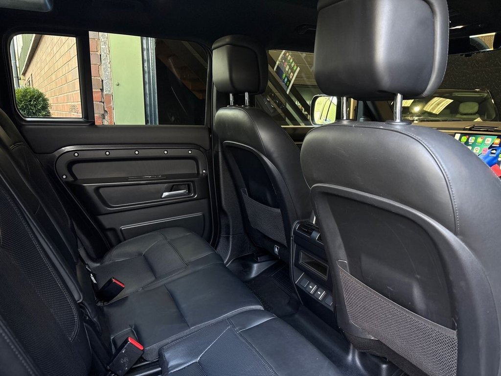 Used Land Rover Defender 2023 for sale - 78110142: Photo 31