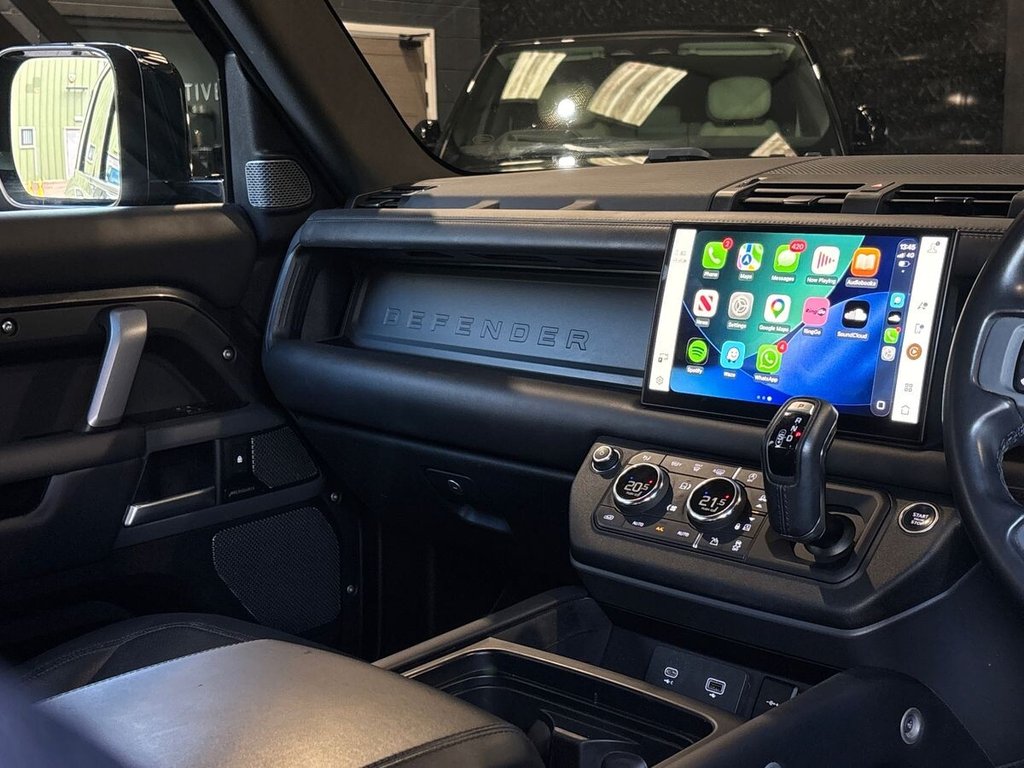 Used Land Rover Defender 2023 for sale - 78110142: Photo 32