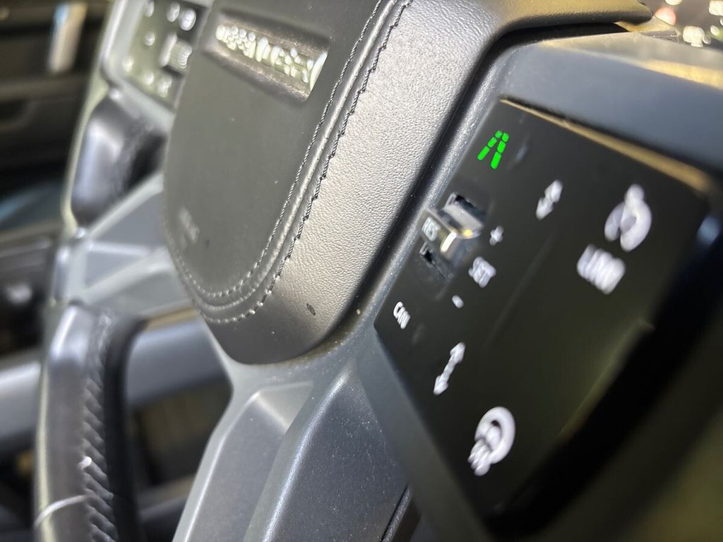 Used Land Rover Defender 2023 for sale - 78110142: Photo 47