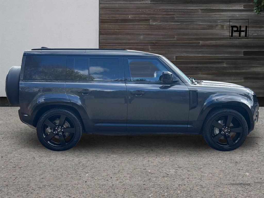 Used Land Rover Defender 2023 for sale - 78110142: Photo 5