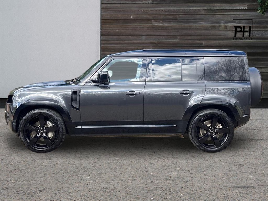 Used Land Rover Defender 2023 for sale - 78110142: Photo 8