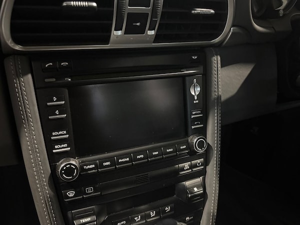 Used Porsche 911 2011 for sale - 76279496: Photo 14