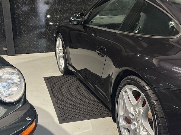 Used Porsche 911 2011 for sale - 76279496: Photo 23
