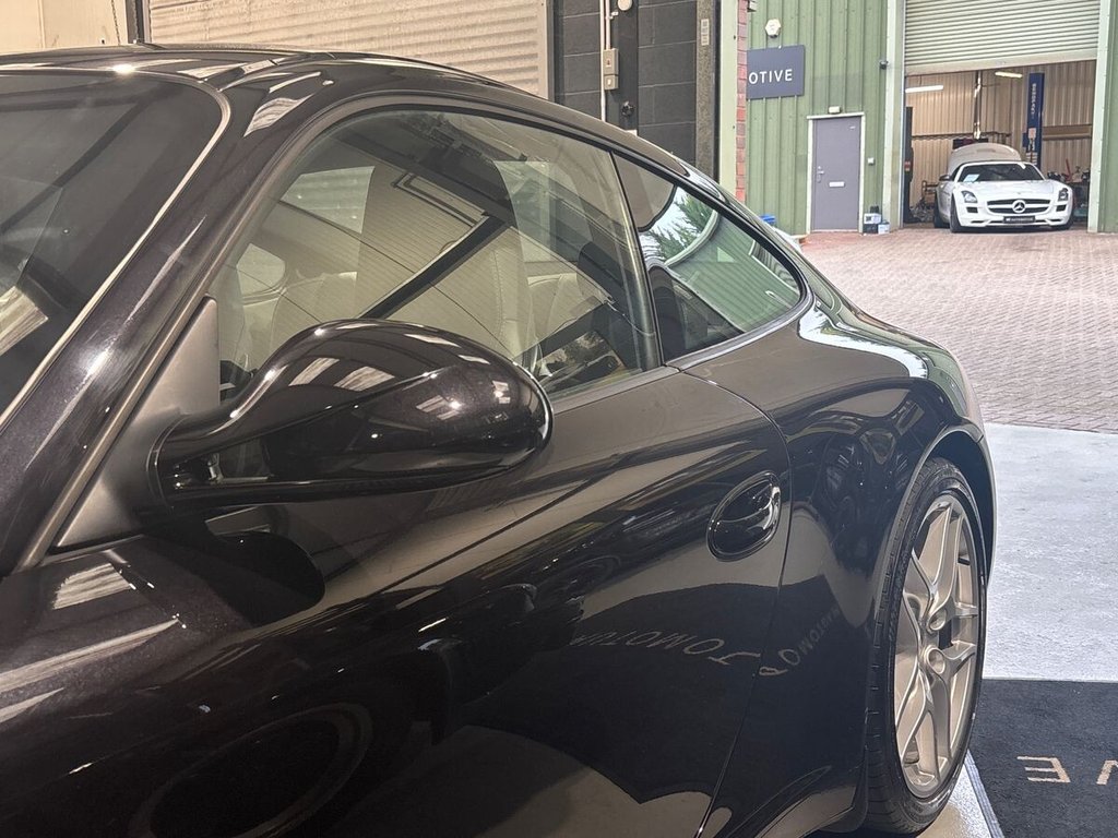 Used Porsche 911 2011 for sale - 76279496: Photo 24