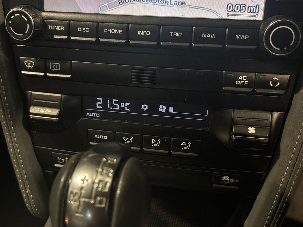 Used Porsche 911 2011 for sale - 76279496: Photo 41