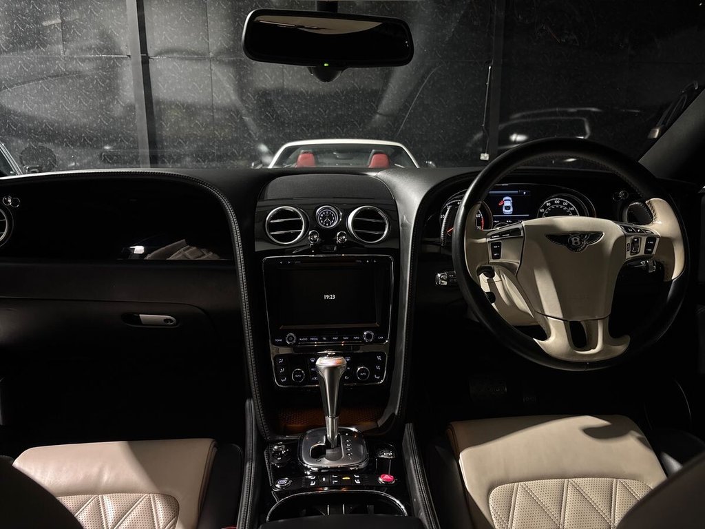 Used Bentley Continental 2014 for sale - 76469704: Photo 12