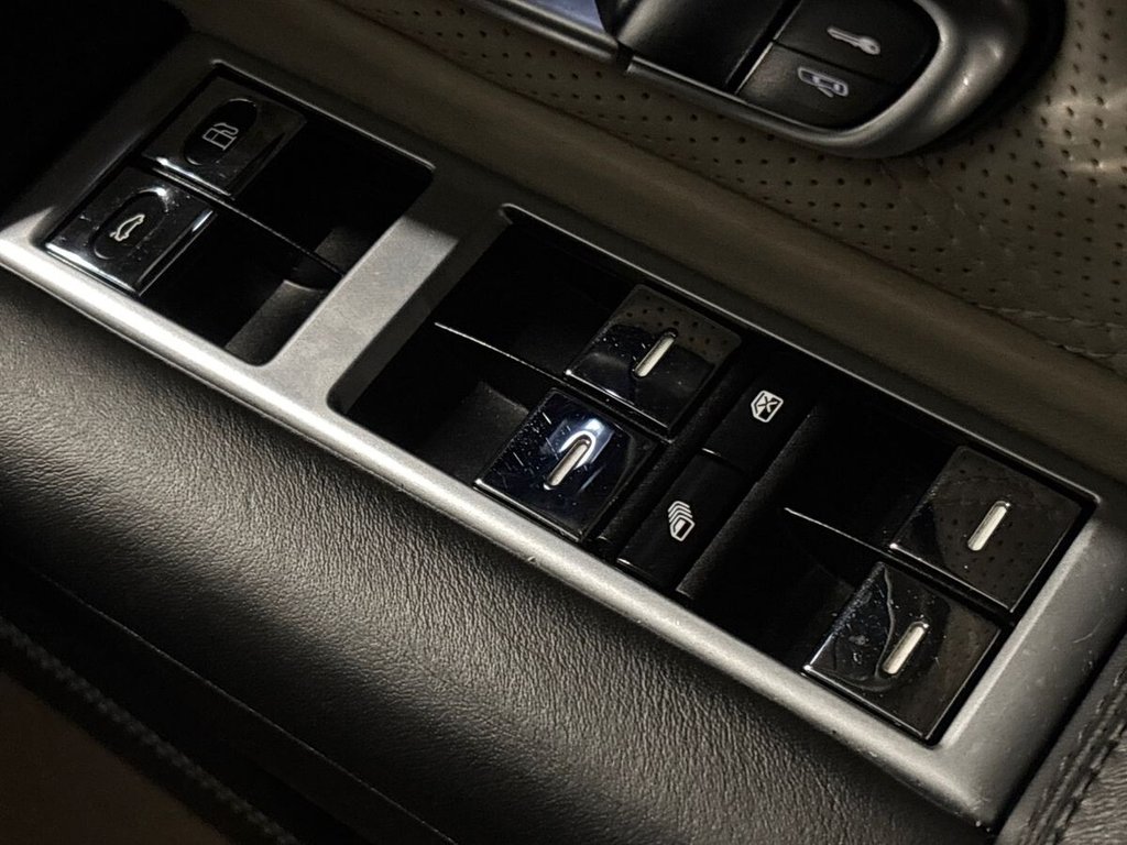 Used Bentley Continental 2014 for sale - 76469704: Photo 32